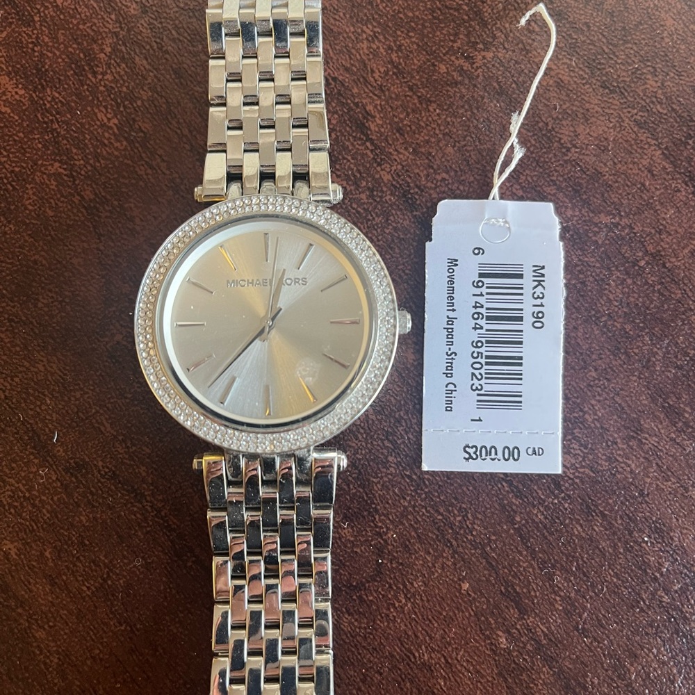 Michael Kors Darci Watch - Picture 3 of 11